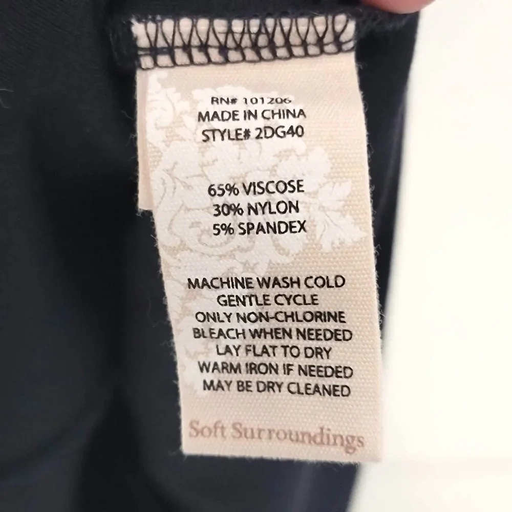 Soft Surroundings Black Eyelet Diamond Long Sleeve Sheath Dress Size Small - Picture 4 of 11